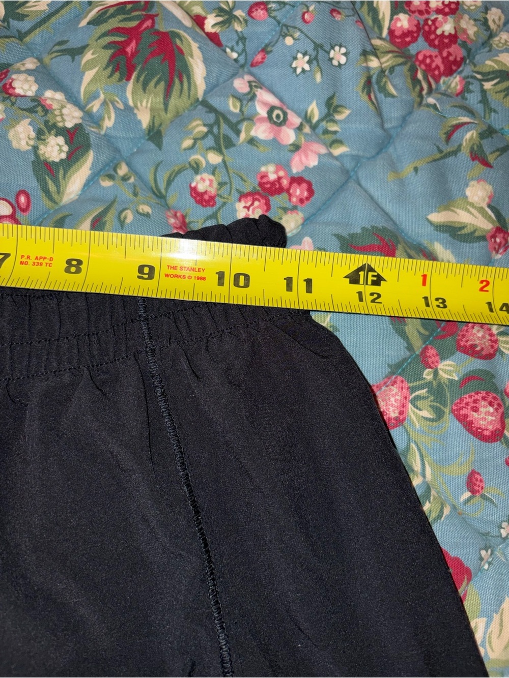 Athleta Girl Heart The Hustle 4” Black Athletic Short Elastic Waist Size M/8-10 - Picture 6 of 8